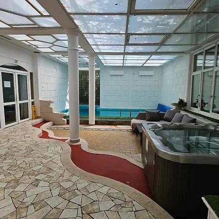Villa St Peter *